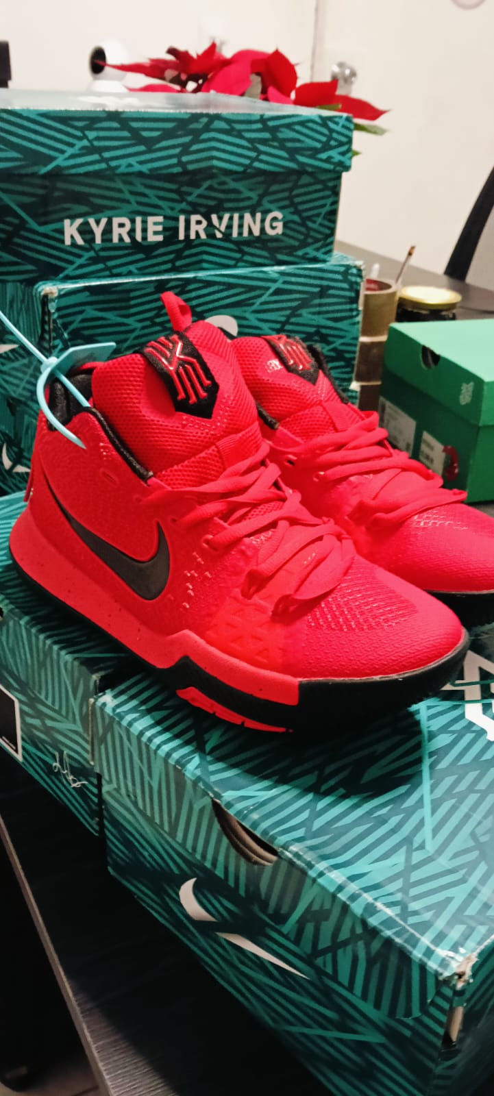 Nike kyrie irving 3 rojos